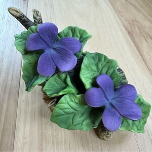 Giftcraft Forget Me Nots Collectible Porcelain Figurine Statue